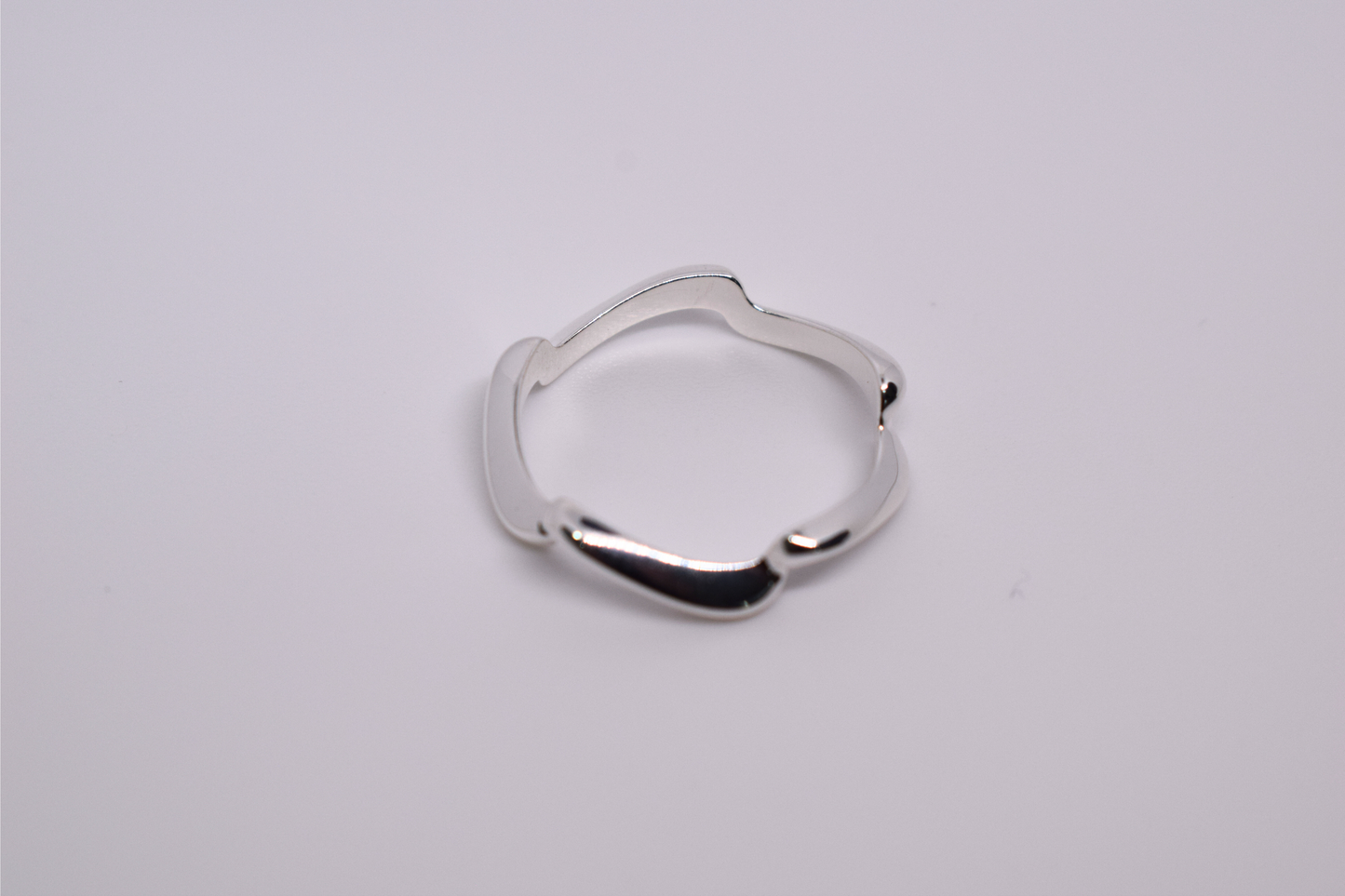 Anillo TRECE