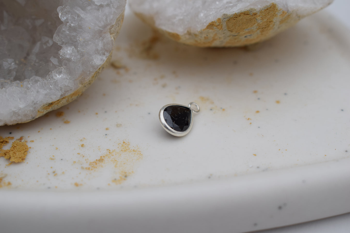 Halo TURMALINA NEGRA